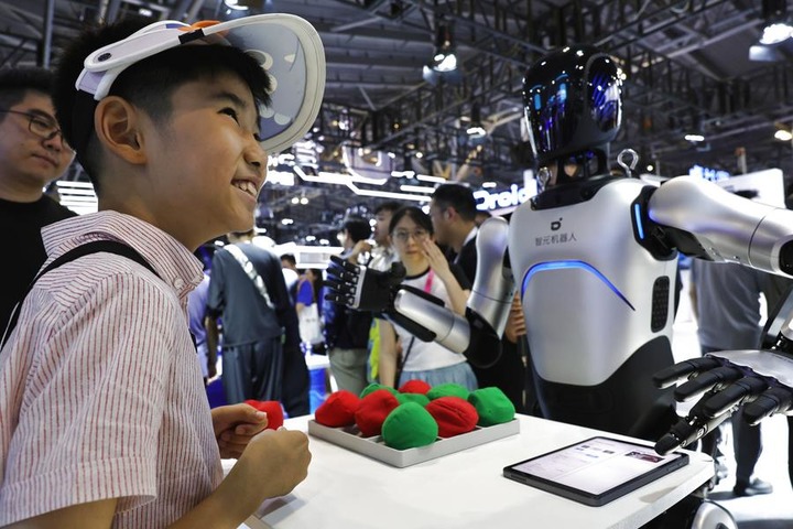 ÐÂ»ªÈ«Ã½+Ø­2025ÊÀ½çÈË¹¤ÖÇÄÜ´ó»á¿ªÄ»£¨13£©