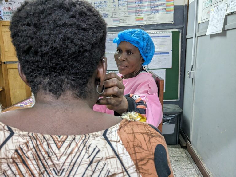 Naitre sans VIH : un modèle de soins fait ses preuves à Kins
